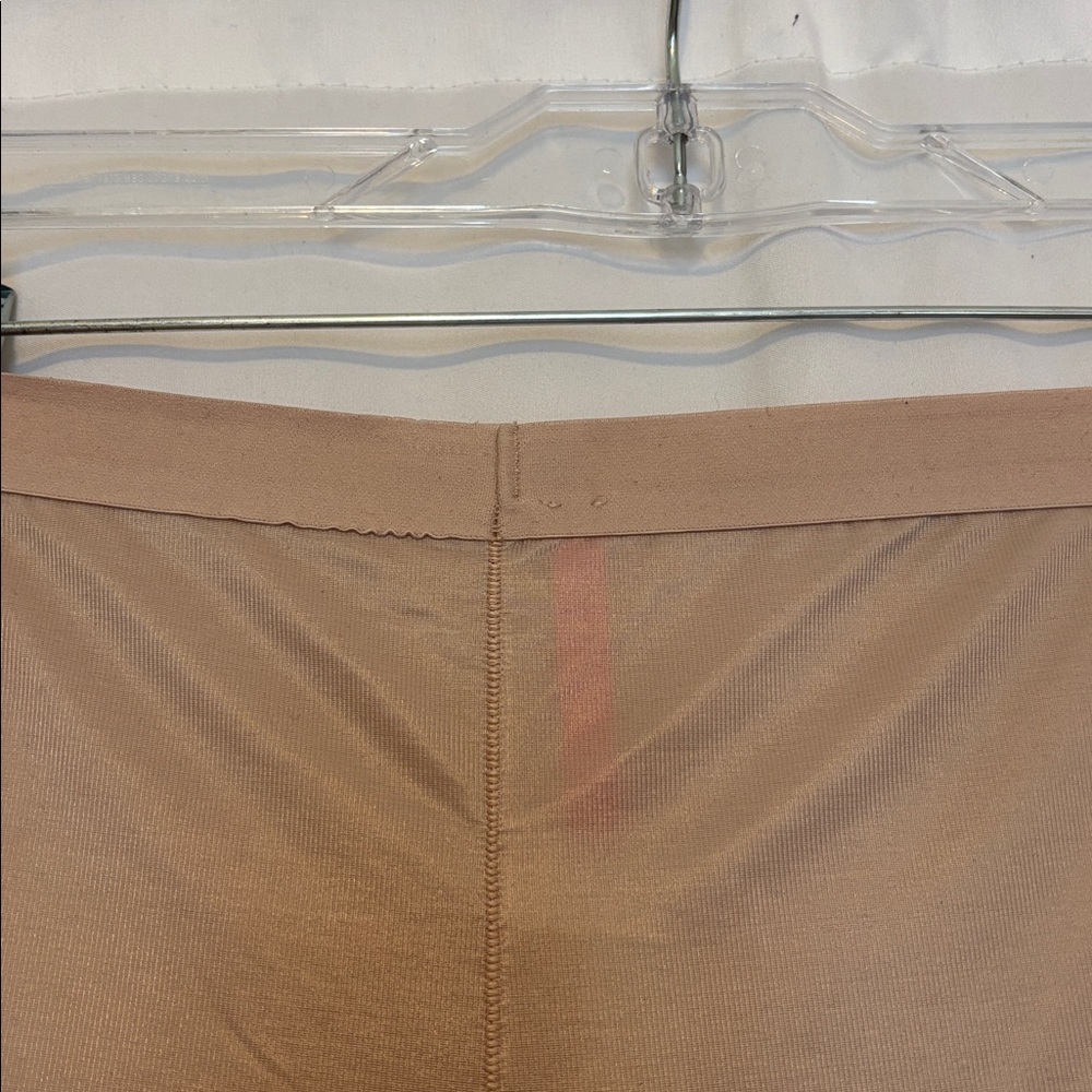 SPANXshape™‎ Invisible High-Waisted Mid-Thigh Short Champagne Beige size 2X - Picture 5 of 12